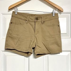 Khaki shorts brand new size 4